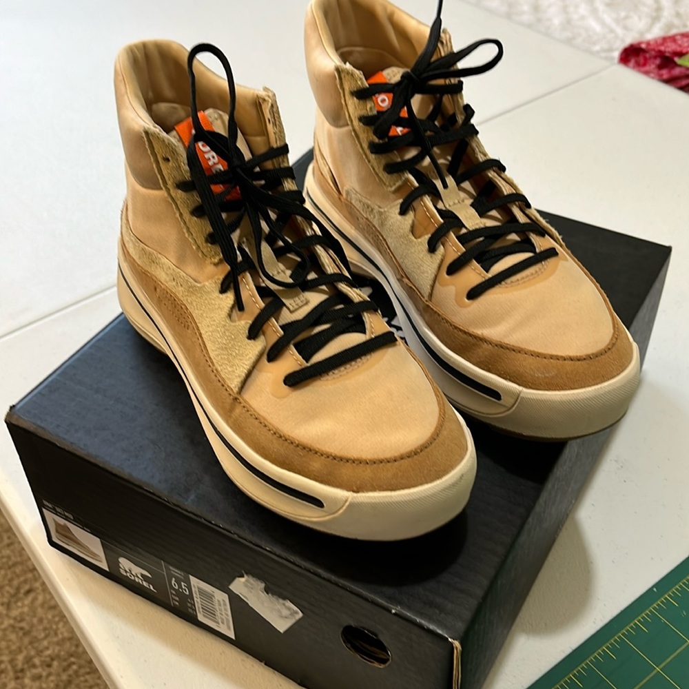 Sorel Ona 503 MID Size 6 1/2